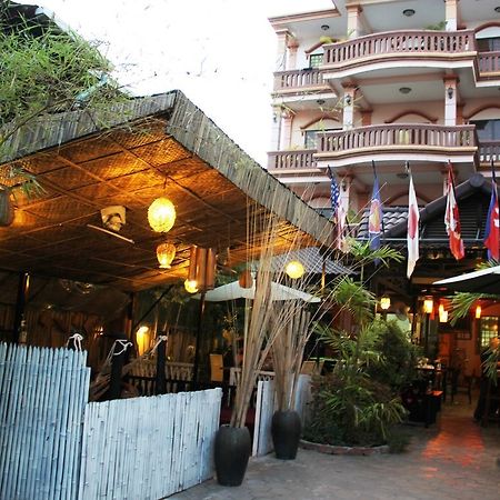 Tropical Breeze Hotel Siem Reap Exterior photo