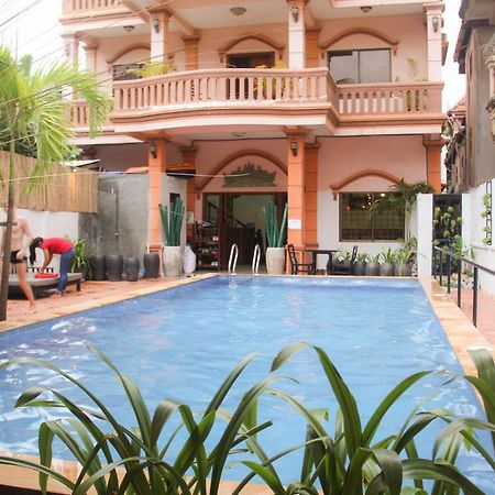 Tropical Breeze Hotel Siem Reap Exterior photo