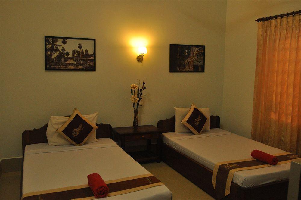 Tropical Breeze Hotel Siem Reap Exterior photo
