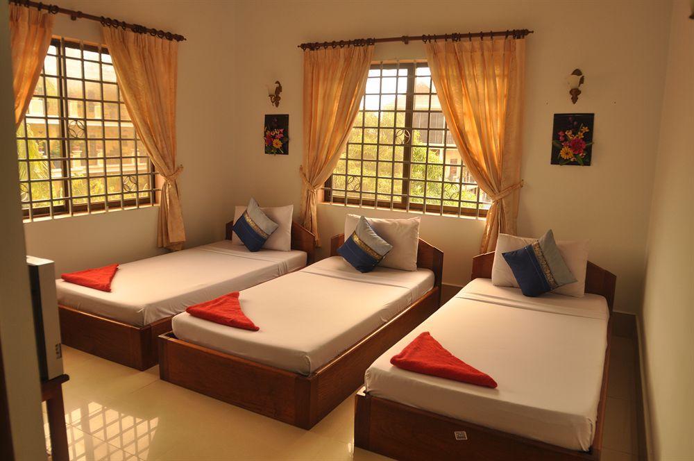 Tropical Breeze Hotel Siem Reap Exterior photo
