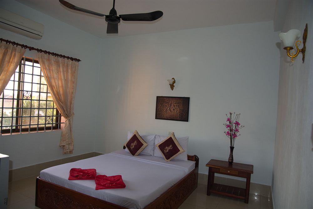 Tropical Breeze Hotel Siem Reap Exterior photo