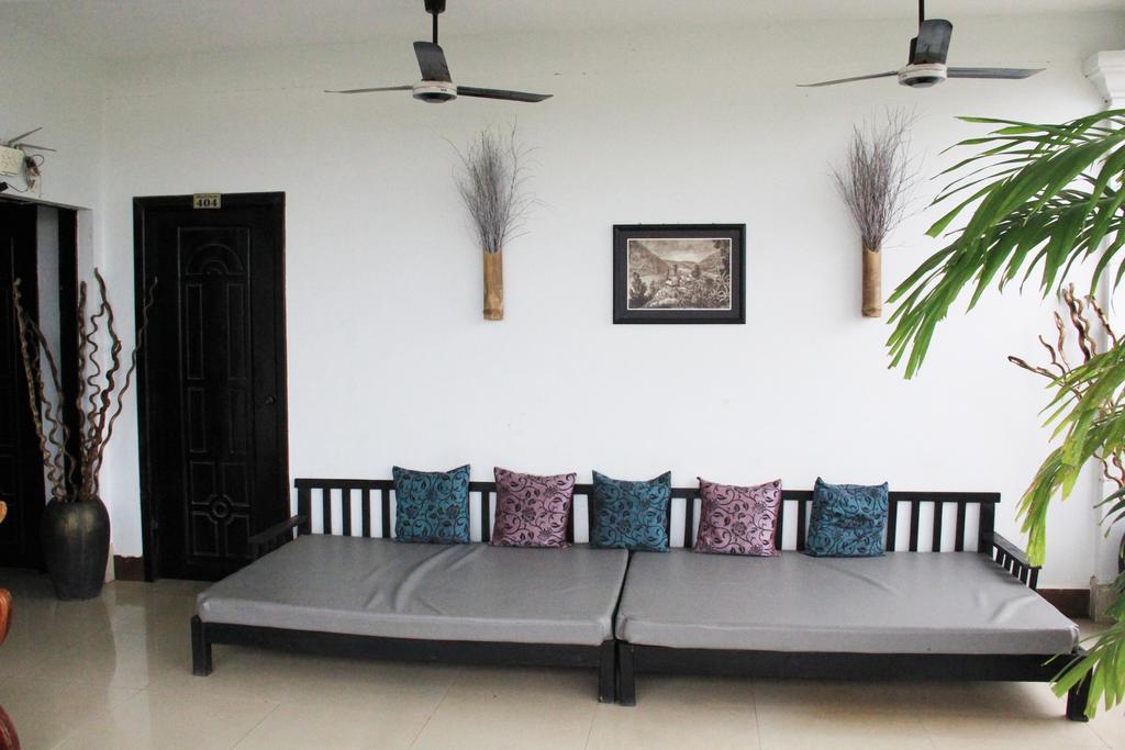 Tropical Breeze Hotel Siem Reap Exterior photo