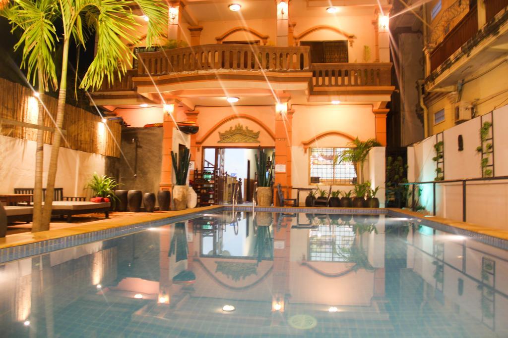 Tropical Breeze Hotel Siem Reap Exterior photo