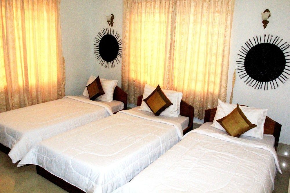 Tropical Breeze Hotel Siem Reap Exterior photo