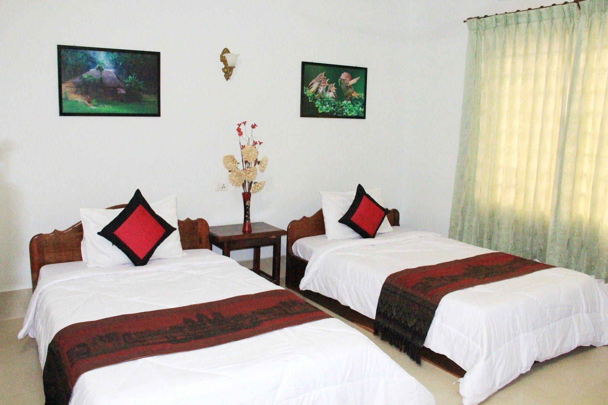 Tropical Breeze Hotel Siem Reap Exterior photo
